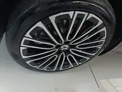 2026 Nio ES8 6-seat Executive Signature, чёрный — фото 23
