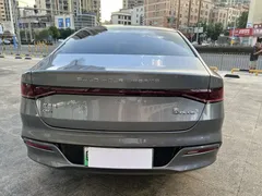 2024 BYD Qin PLUS Honor DM-i PHEV 55km Leading — фото 8
