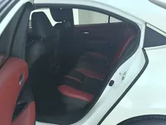 2021 Toyota Corolla Hybrid 1.8L E-CVT Elite, белый — фото 11