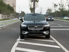2021 Volvo XC90 7-seat, чёрный — фото 2