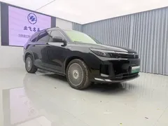 2024 Aito M7 1.5T Smart Driving 4WD Pro 5, чёрный — фото 3