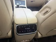 2024 Aito M7 1.5T Smart Driving 4WD Pro 5, чёрный — фото 11