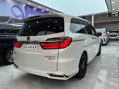 2022 Honda Odyssey 2.0L e:HEV, белый — фото 22