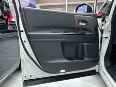 2022 Honda Odyssey 2.0L e:HEV, белый — фото 30
