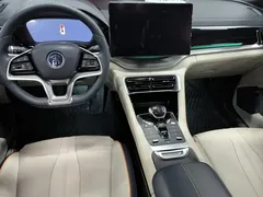 2021 BYD Song PLUS DM-i PHEV 110KM Flagship Plus 5G, белый — фото 12