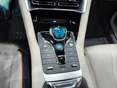 2021 BYD Song PLUS DM-i PHEV 110KM Flagship Plus 5G, белый — фото 16