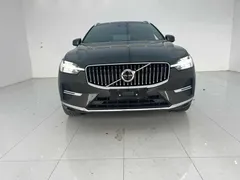 2022 Volvo XC60 4WD Luxury — фото 2