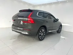 2022 Volvo XC60 4WD Luxury — фото 4