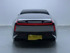 2025 Xpeng P7 702 Long Range Ultra — фото 12