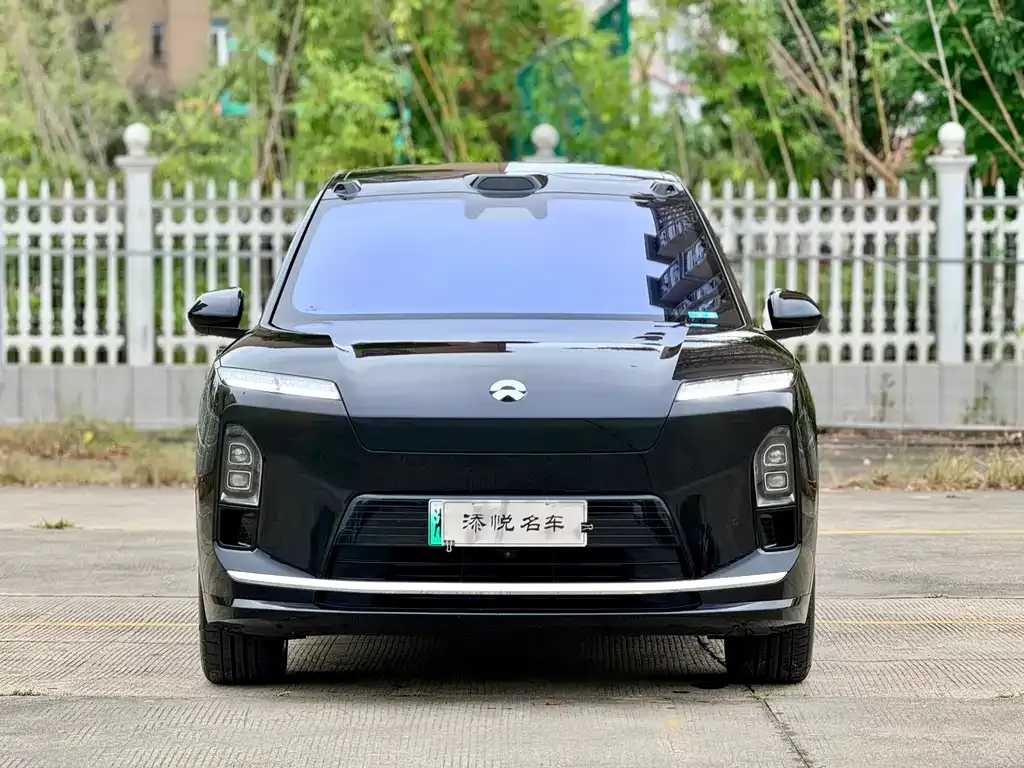 2026 Nio ES8 6-seat Executive Luxury