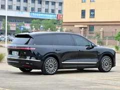 2026 Nio ES8 6-seat Executive Luxury, чёрный — фото 7