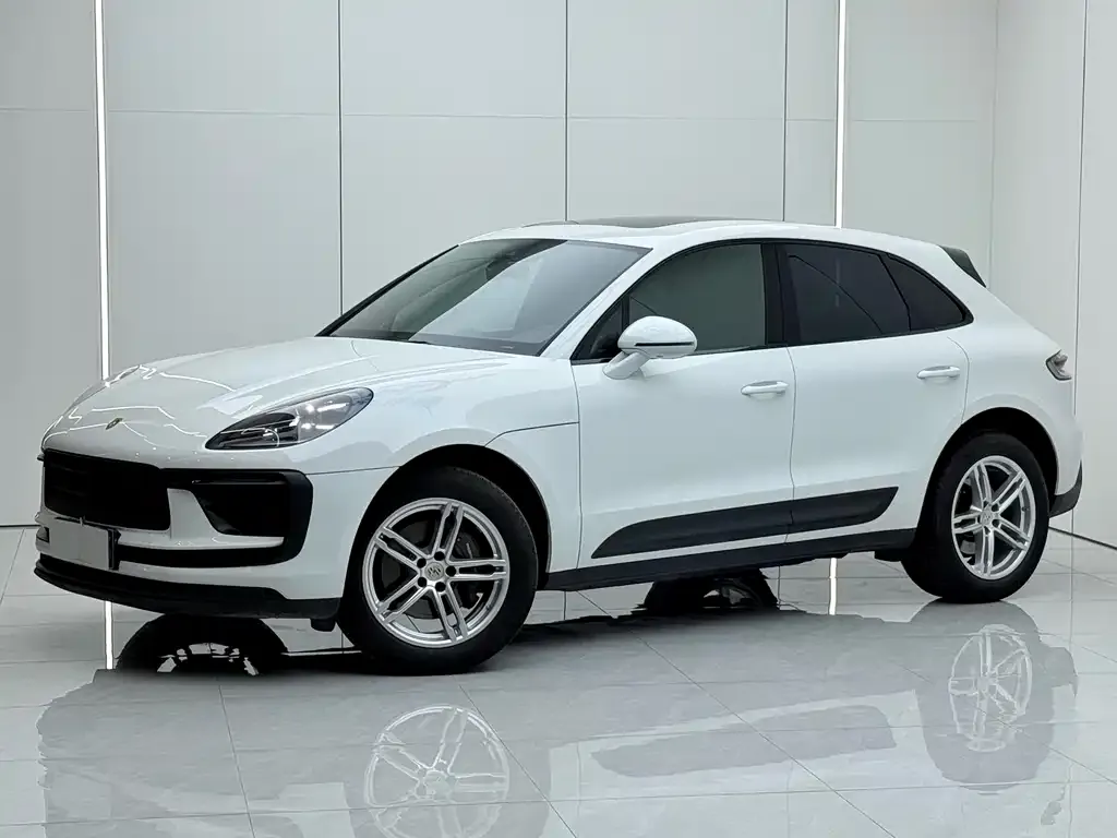 2023 Porsche Macan 2.0T