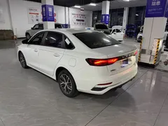 2023 Geely Emgrand 4th Gen Champion 1.5L CVT Luxury, белый — фото 11