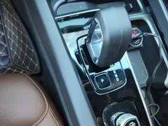 2023 Volvo XC60 4WD Luxury, чёрный — фото 7