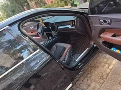 2023 Volvo XC60 4WD Luxury, чёрный — фото 18