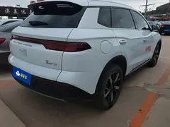 2024 BYD Song Pro Honor DM-i PHEV 71km Navigator, белый — фото 3
