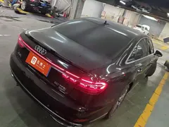 2023 Audi A8L 50 TFSI quattro Premium, чёрный — фото 6