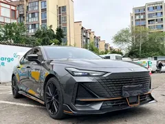 2022 Changan UNI-V 1.5T Sport — фото 3