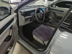 2024 Leapmotor C11 EV 580 Premium — фото 16