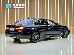 2022 BMW 5 Series 525Li M Sport Package, чёрный — фото 19