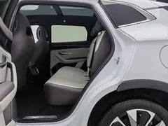 2025 BYD Song PLUS PHEV DM-i 160km Flagship, белый — фото 15
