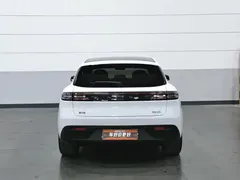 2024 Aito M5 EREV Max RWD Advanced Smart Driving, белый — фото 4