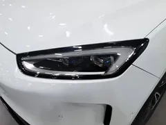 2024 Aito M5 EREV Max RWD Advanced Smart Driving, белый — фото 7
