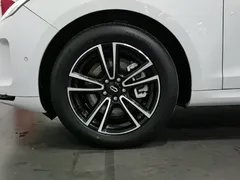 2024 Aito M5 EREV Max RWD Advanced Smart Driving, белый — фото 17