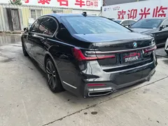 2021 BMW 7 Series 730Li M Sport Package, чёрный — фото 6