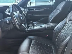 2021 BMW 7 Series 730Li M Sport Package, чёрный — фото 7