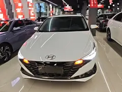 2022 Hyundai Elantra 1.5L CVT GLX Elite, белый — фото 3