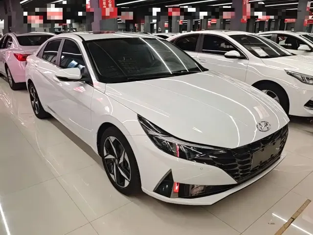 2022 Hyundai Elantra 1.5L CVT GLX Elite