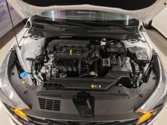 2022 Hyundai Elantra 1.5L CVT GLX Elite, белый — фото 20