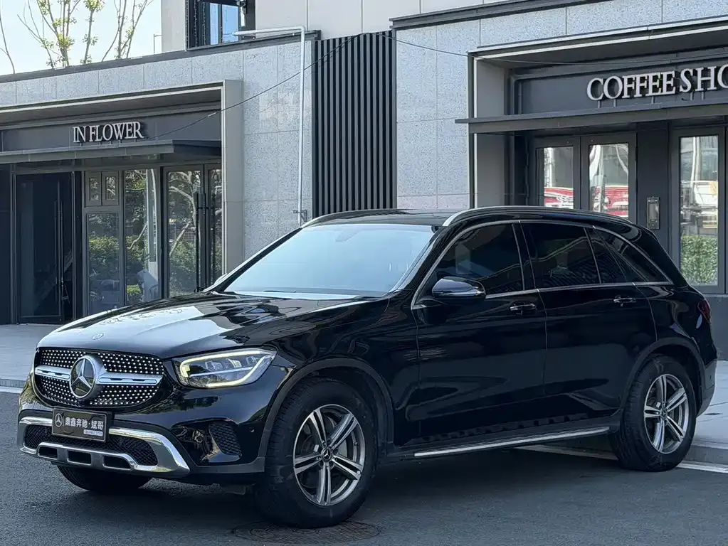 2021 Mercedes-Benz GLC 260 L 4MATIC Sport