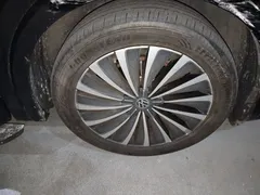 2022 Volkswagen Viloran 380TSI Premium, чёрный — фото 24