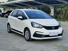 2021 Honda Fit 1.5L CVT, белый — фото 3