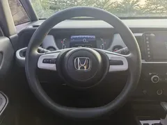 2021 Honda Fit 1.5L CVT, белый — фото 17