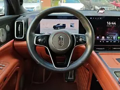 2024 Aito M9 EREV Max 42kWh 6-seat — фото 15