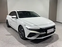 2023 Hyundai Elantra 1.5L CVT LUX Premium, белый — фото 2