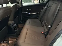 2022 BMW 3 Series 325i M Sport Package, белый — фото 5