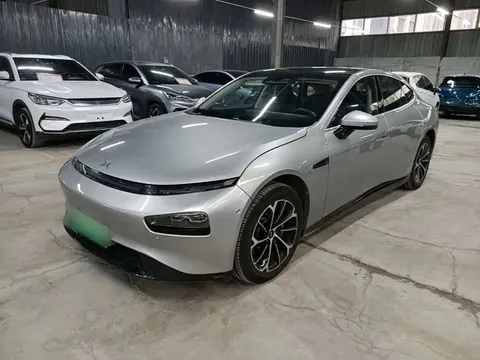 2023 Xpeng P7 586E