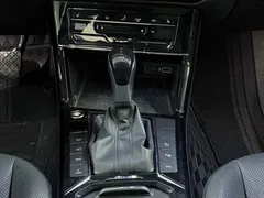2022 Volkswagen Passat 430PHEV Luxury, белый — фото 9