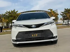 2021 Toyota Sienna 2.5L Hybrid Ultimate, белый — фото 5