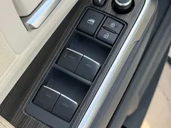 2021 Toyota Sienna 2.5L Hybrid Ultimate, белый — фото 9