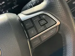 2021 Toyota Sienna 2.5L Hybrid Ultimate, белый — фото 12