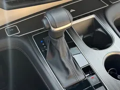 2021 Toyota Sienna 2.5L Hybrid Ultimate, белый — фото 13
