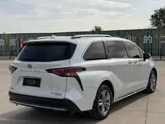 2021 Toyota Sienna 2.5L Hybrid Ultimate, белый — фото 25