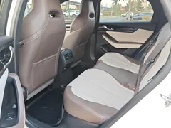 2024 BYD Qin PLUS Honor DM-i PHEV 55km Leading, белый — фото 18