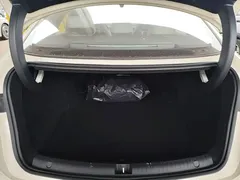 2025 BYD Seal 06 DM-i PHEV 120KM Smart Driving Premium, белый — фото 19