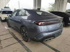 2025 BYD Seal 06 DM-i PHEV 120KM Smart Driving Premium — фото 5